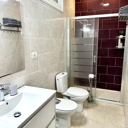Pambnb - House Next To The Beach, Terrace, Fiber Wi-fi, Bbq Abades (Tenerife)